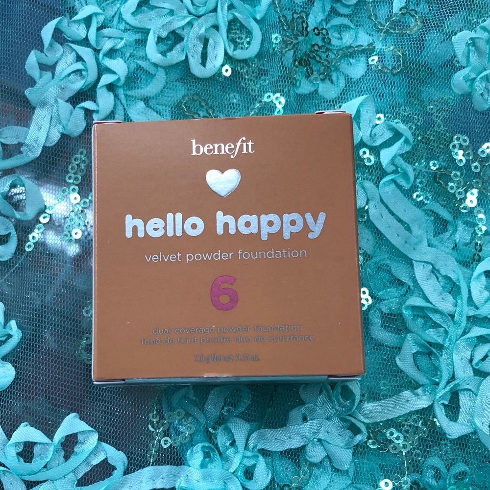 Benefit Hello Happy Velvet Powder Foundation - #6